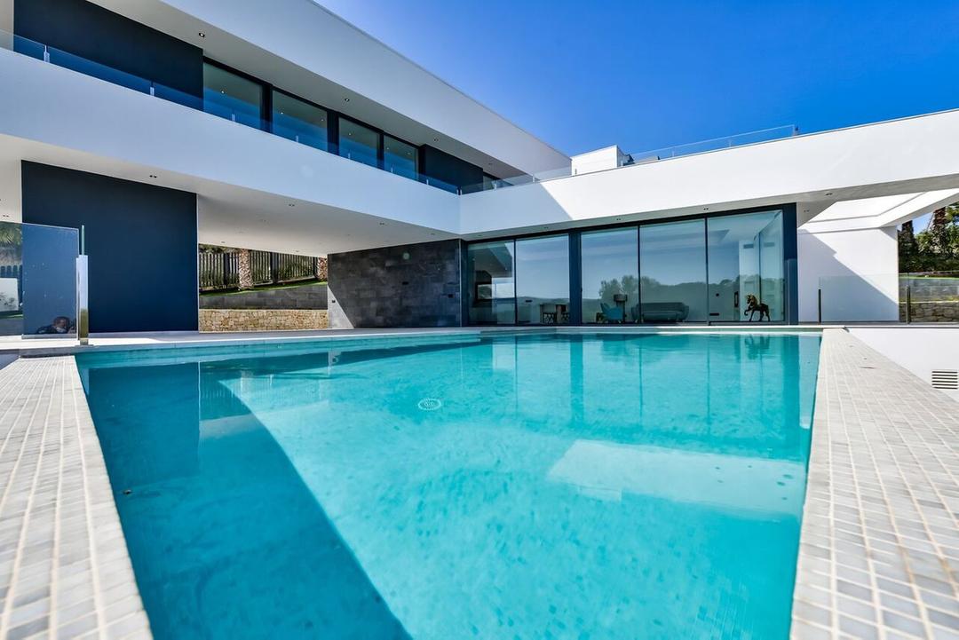 property gallery image 2