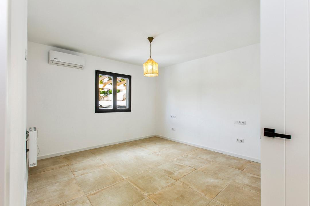 property gallery image 15