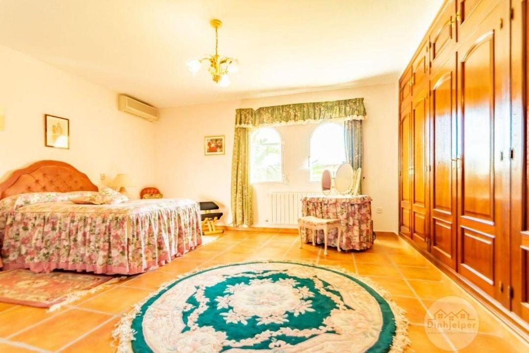 property gallery image 23