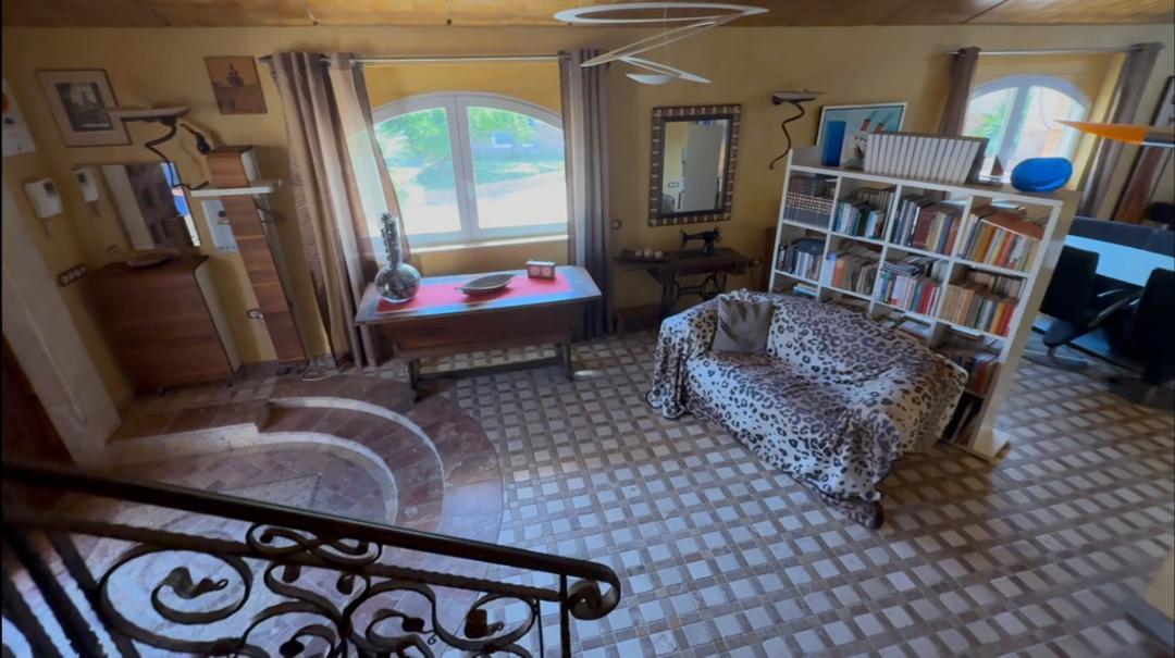 property gallery image 13