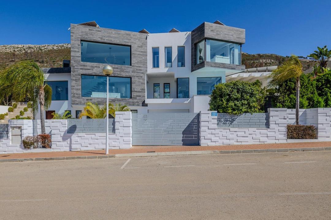 property gallery image 42