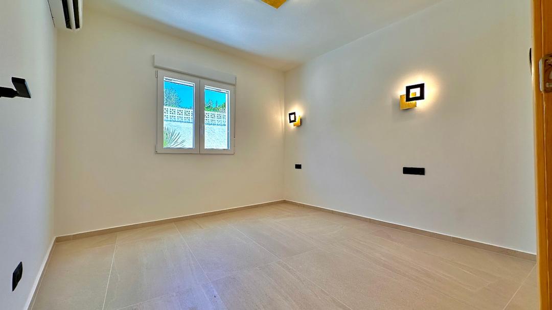 property gallery image 40