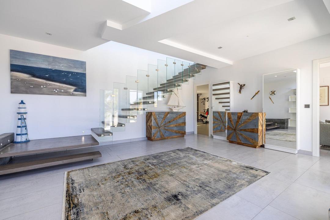 property gallery image 3