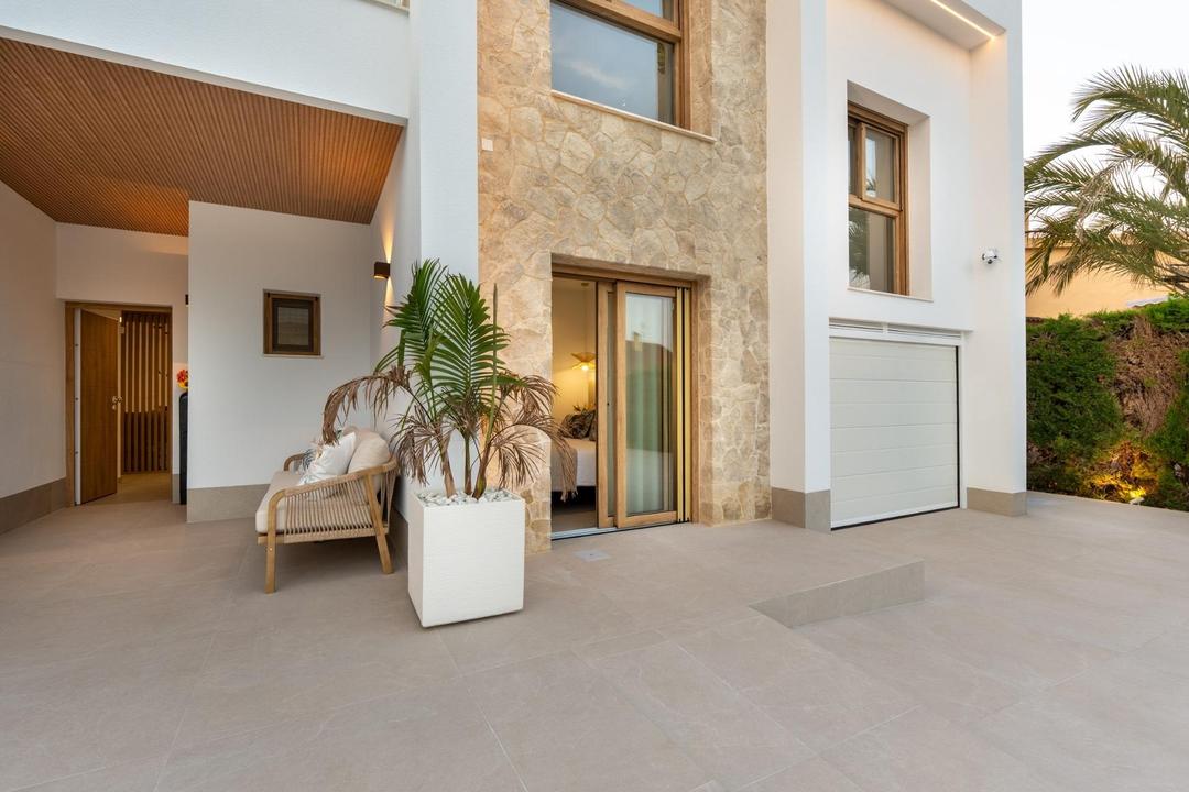 property gallery image 15