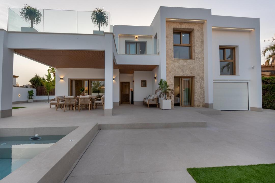 property gallery image 9