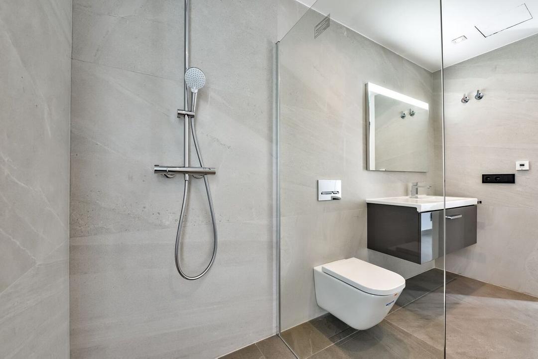 property gallery image 13