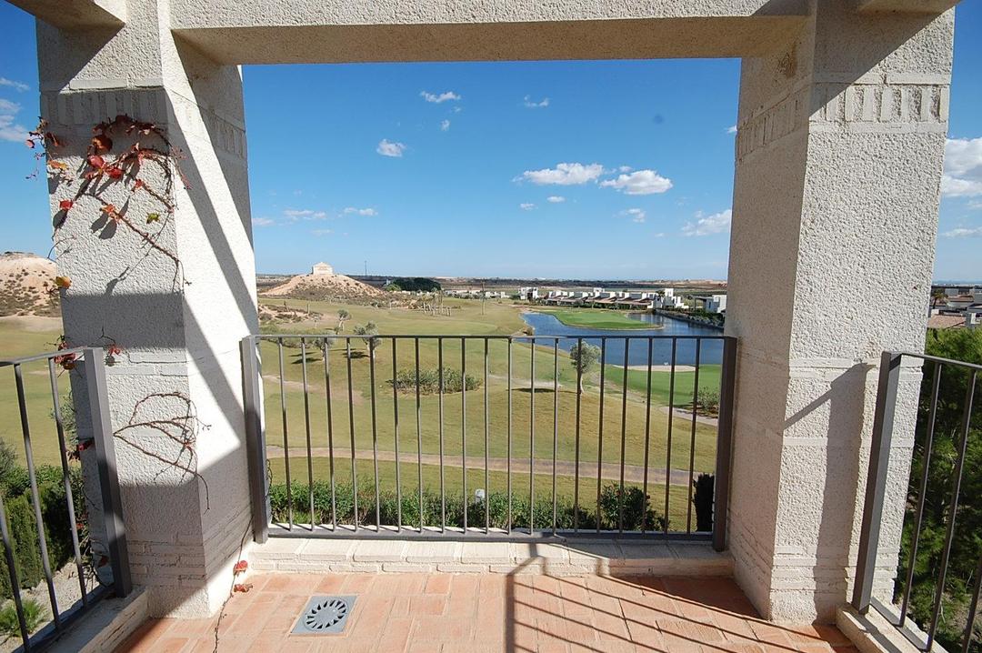 property gallery image 2