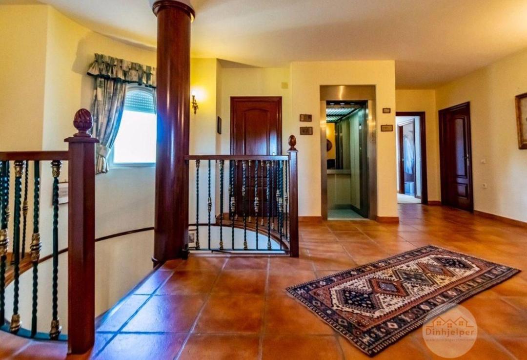 property gallery image 17