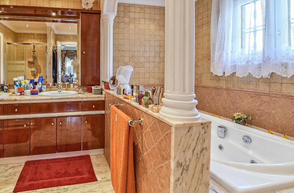 property gallery image 3