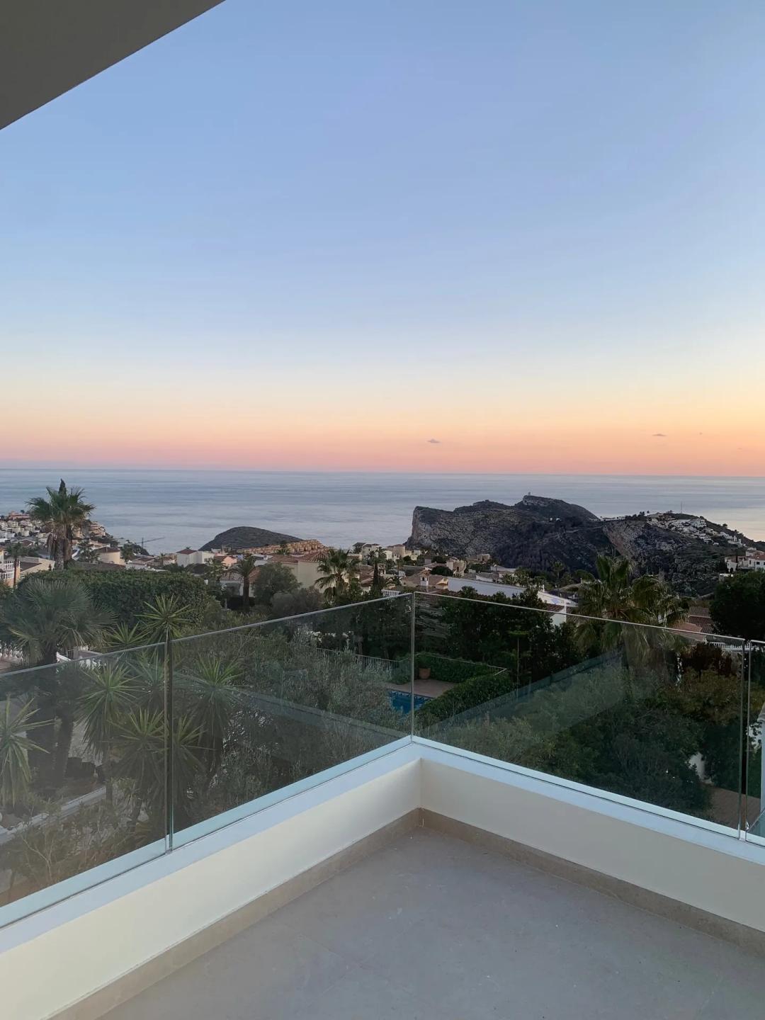 View 2