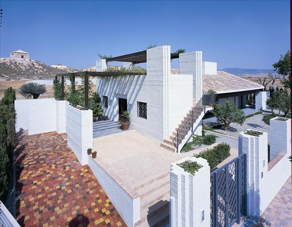 property gallery image 1