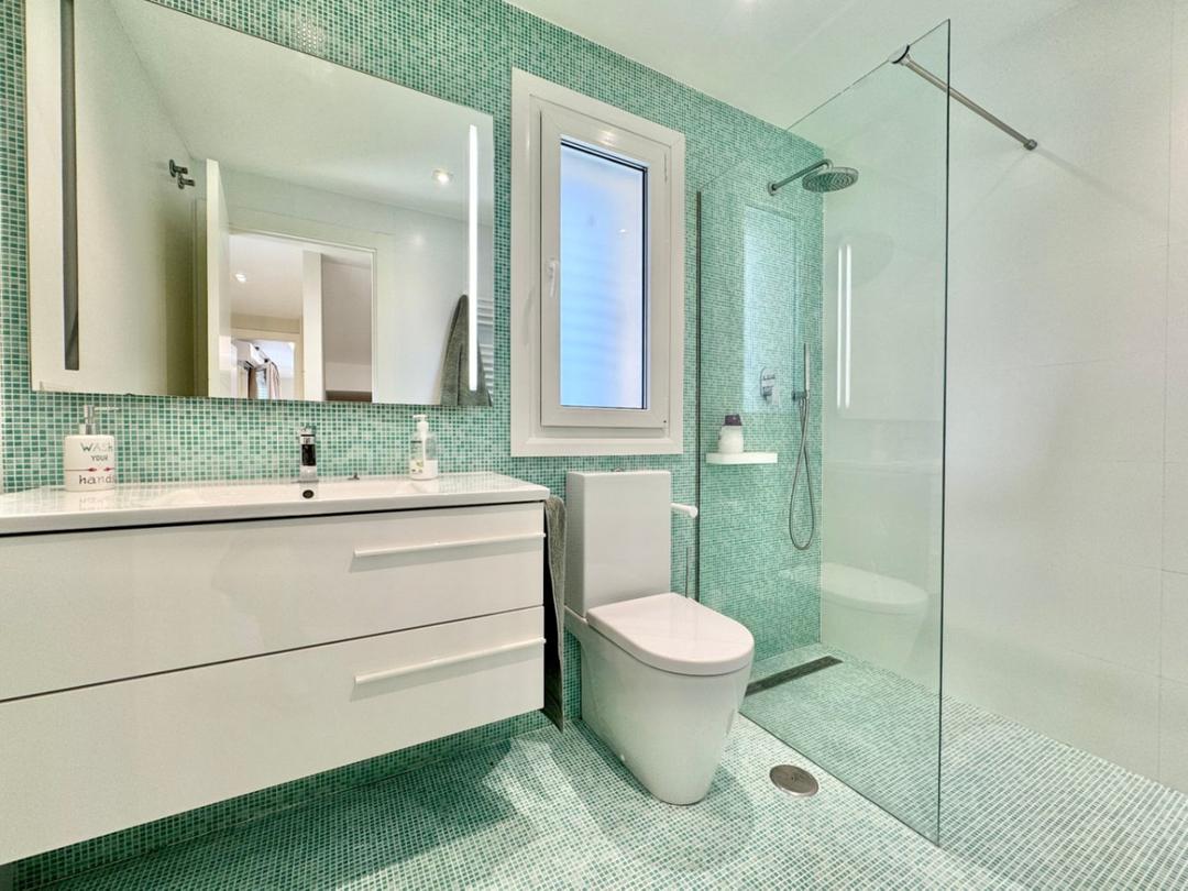 property gallery image 40