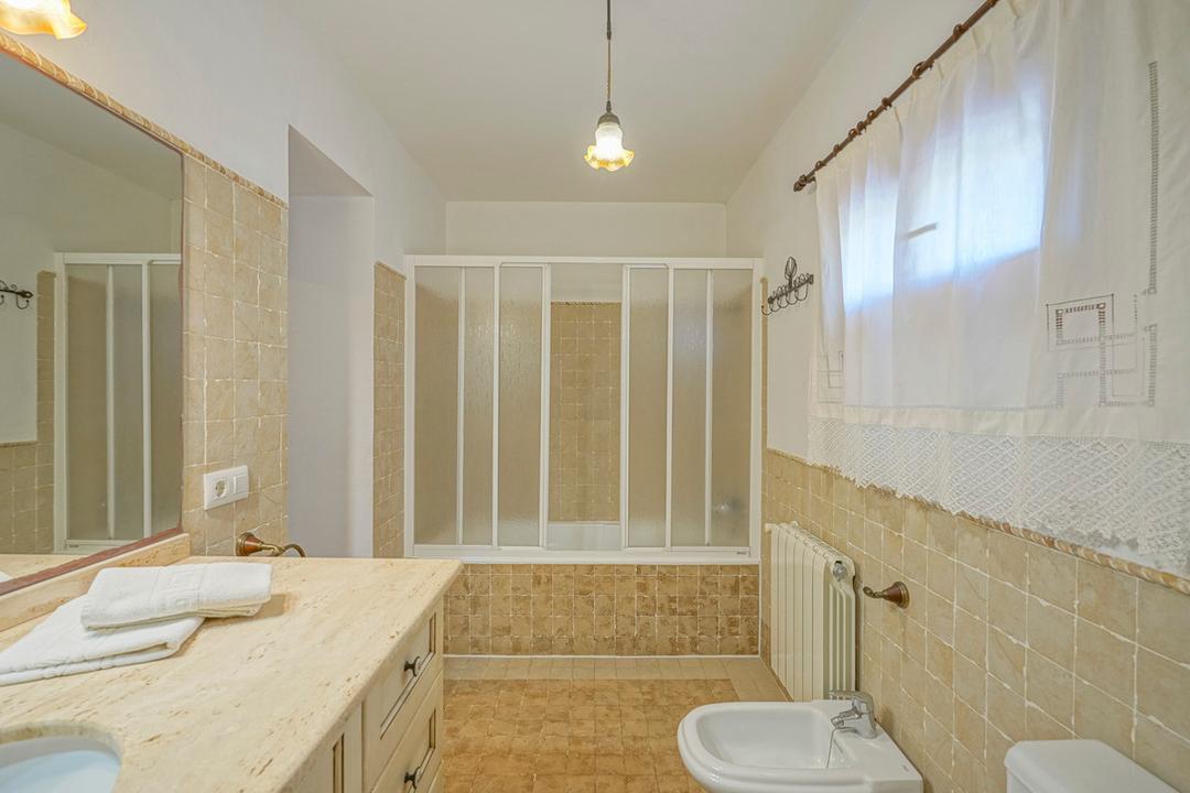 property gallery image 38
