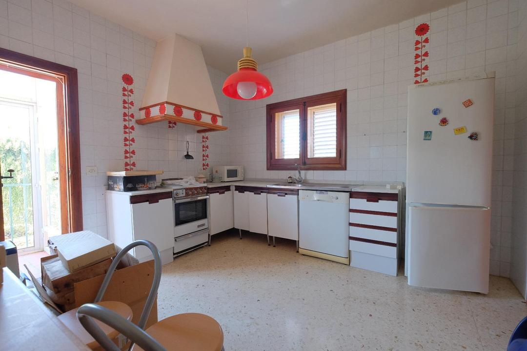 property gallery image 16