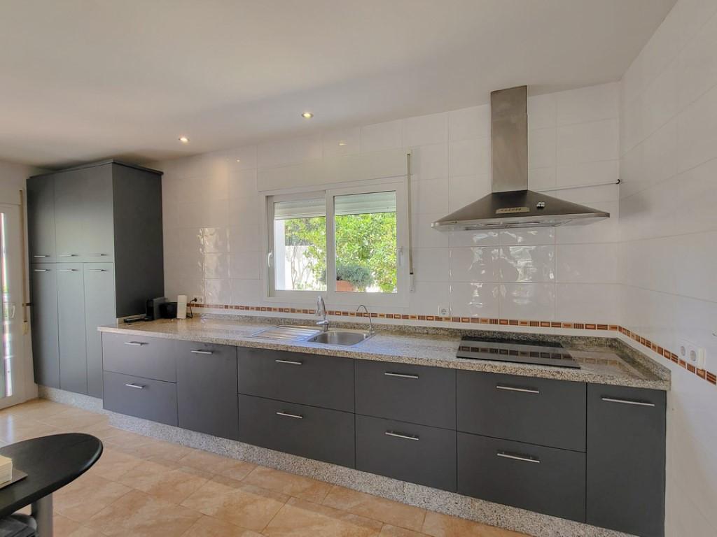 property gallery image 10