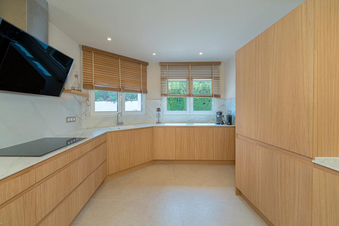 property gallery image 18