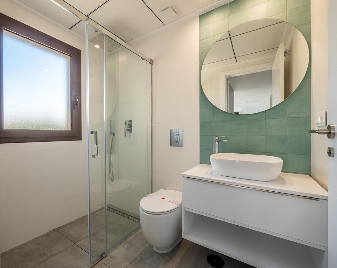 property gallery image 12
