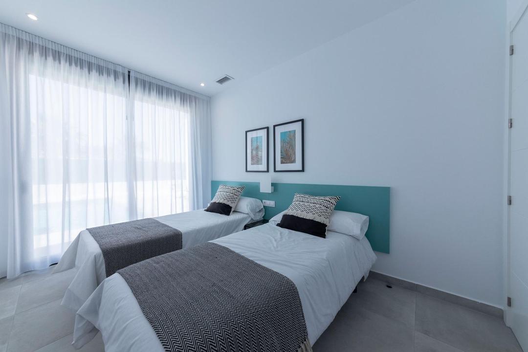 property gallery image 12