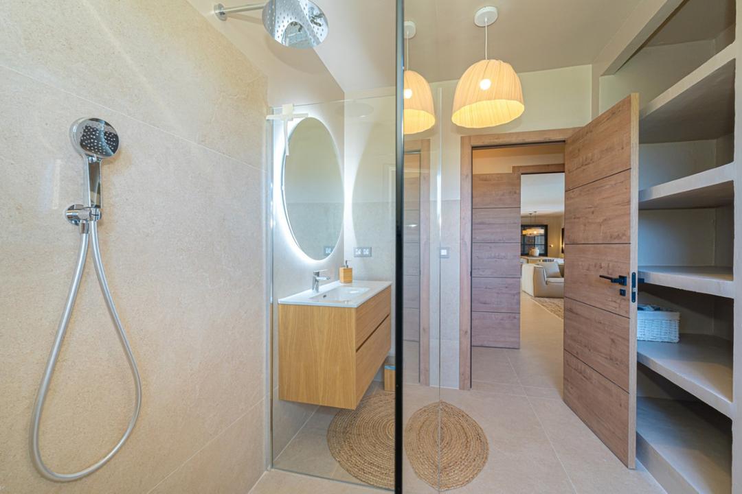 property gallery image 40