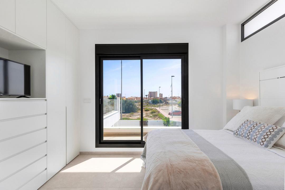 property gallery image 12