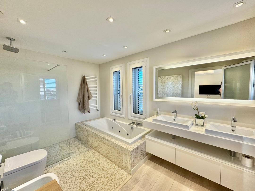 property gallery image 34
