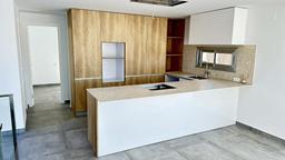 property gallery image 8