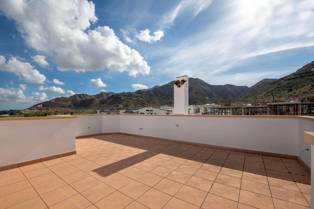 property gallery image 2