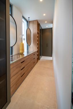 property gallery image 15