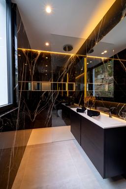 property gallery image 27