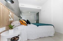 property gallery image 18