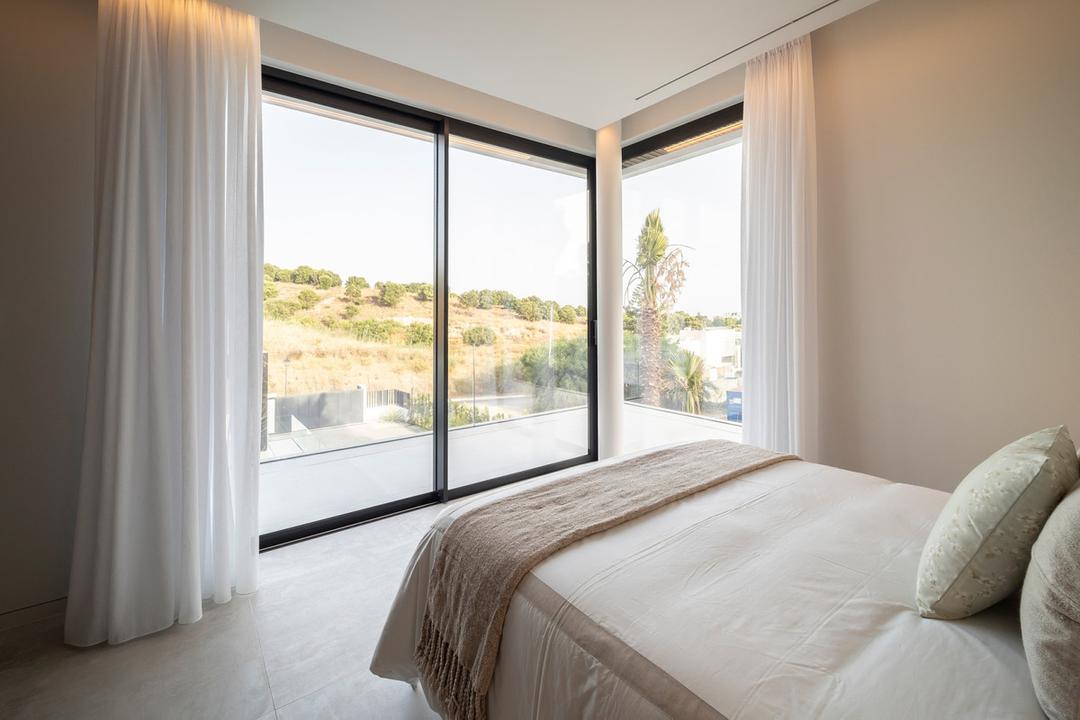 property gallery image 16