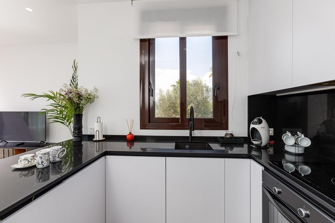 property gallery image 11