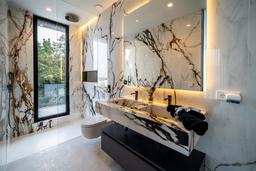 property gallery image 39