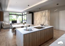 property gallery image 4