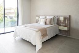 property gallery image 14