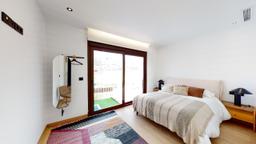 property gallery image 4