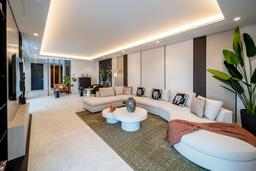 property gallery image 1