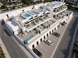 property gallery image 2