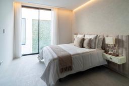 property gallery image 7