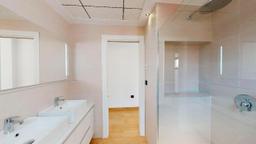 property gallery image 8