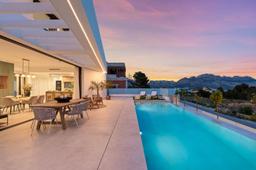 property gallery image 1