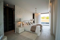 property gallery image 11