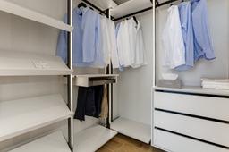 property gallery image 13