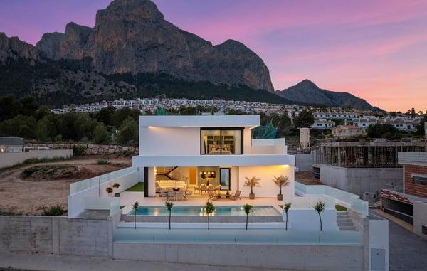 property gallery image 2